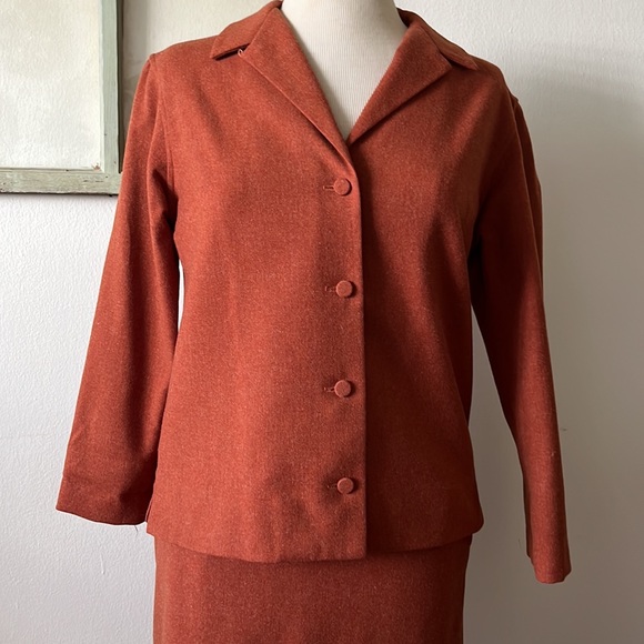 Vintage Evan Picone Two Piece Suit Pumpkin/Rust Jacket & Skirt circa 1950’s Sz S - Picture 3 of 17
